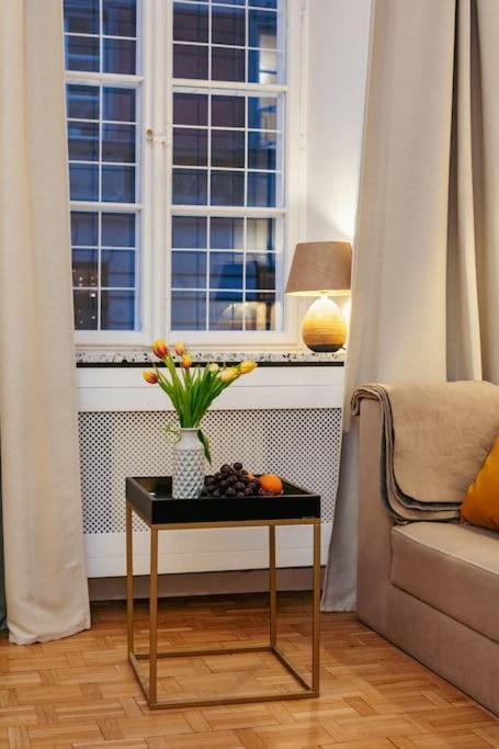 Charming Apartment Next To The Old Town! Varşovia Exterior foto