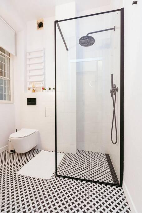 Charming Apartment Next To The Old Town! Varşovia Exterior foto